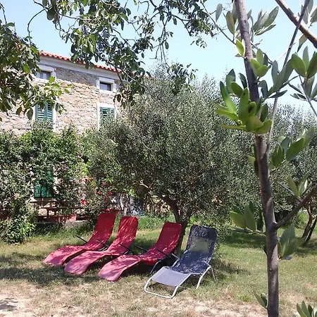 Kmetija Medljan Bivanje na kmetiji *