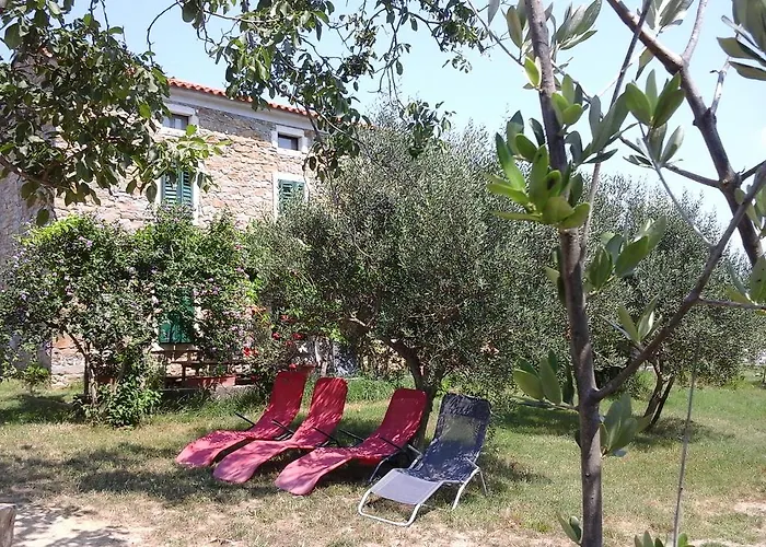 Kmetija Medljan Bivanje na kmetiji *